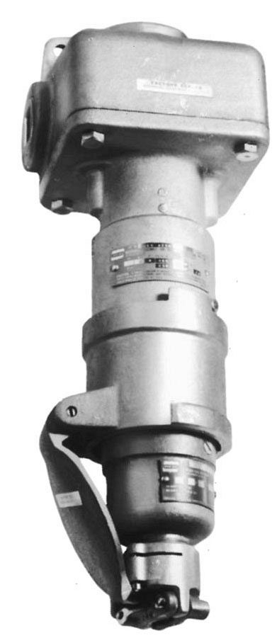 Crouse-Hinds CES4234 3W-4P Receptacle | Gordon Electric Supply, Inc.