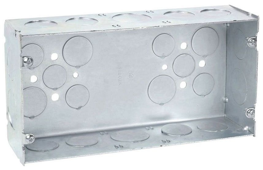 Crouse-Hinds TP871 8-5/8 3-Gang Steel Box | Gordon Electric Supply